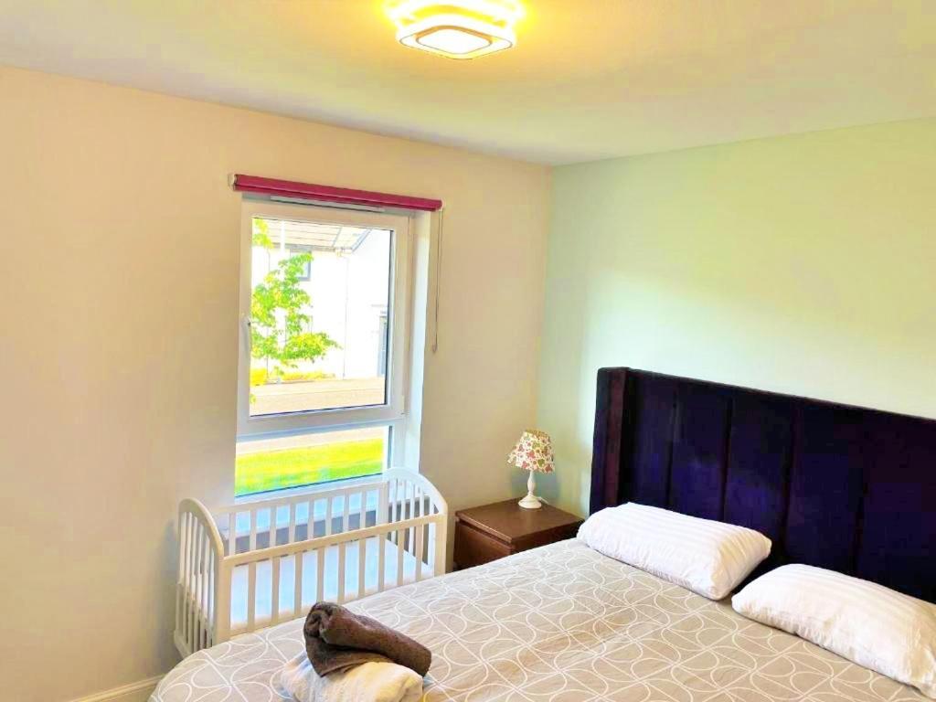 فيلا 3 Bed House With Parking Near Airport إدنبرة المظهر الخارجي الصورة
